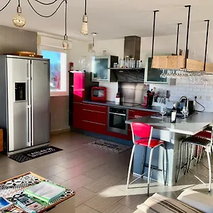 https://terrasse-sur-les-alpilles.fr-provencehotel.com