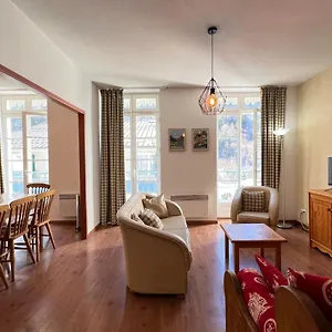 https://grand-t3-centre-cauterets-6-a-8-pers-wifi-balcon.midi-pyreneeshotels.com